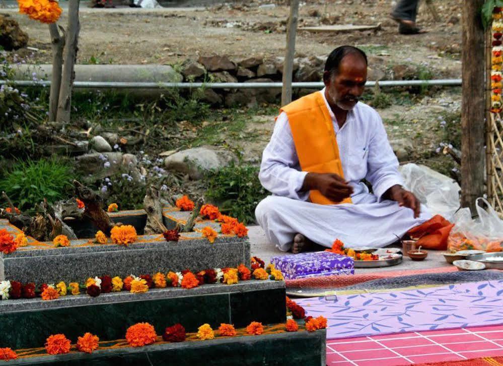 Sattva Retreat Hotel Rishikesh Ngoại thất bức ảnh